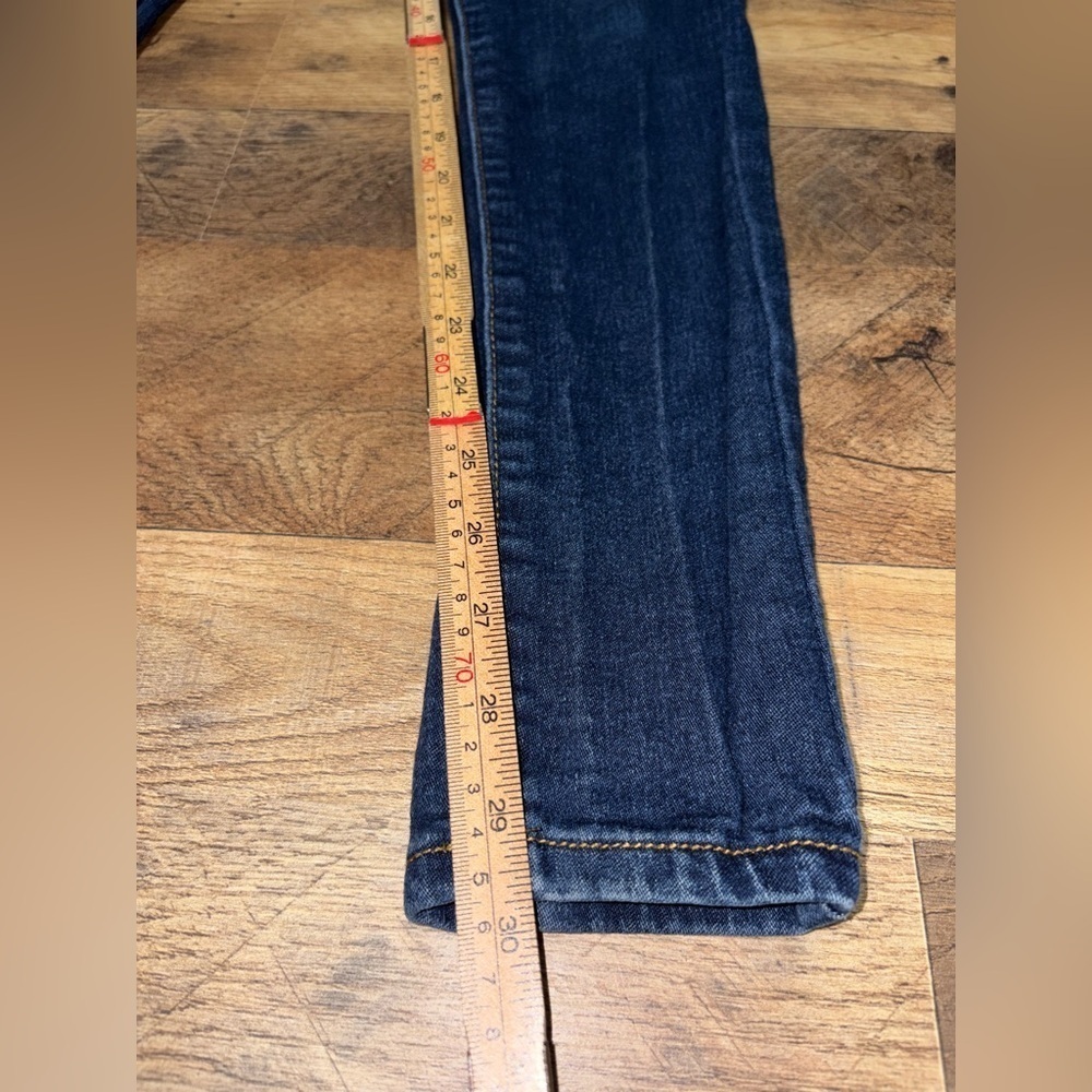 Fashion Nova Women’s Skinny Jeans - Picture 4 of 6